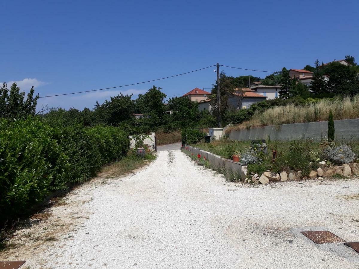 Guest House Domaine Des Grouilleres Saint-Clair-du-Rhone ภายนอก รูปภาพ