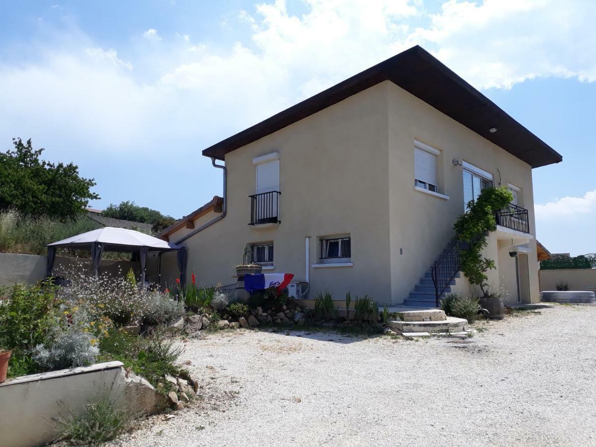 Guest House Domaine Des Grouilleres Saint-Clair-du-Rhone ภายนอก รูปภาพ