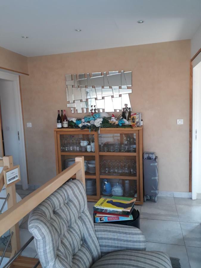 Guest House Domaine Des Grouilleres Saint-Clair-du-Rhone ภายนอก รูปภาพ
